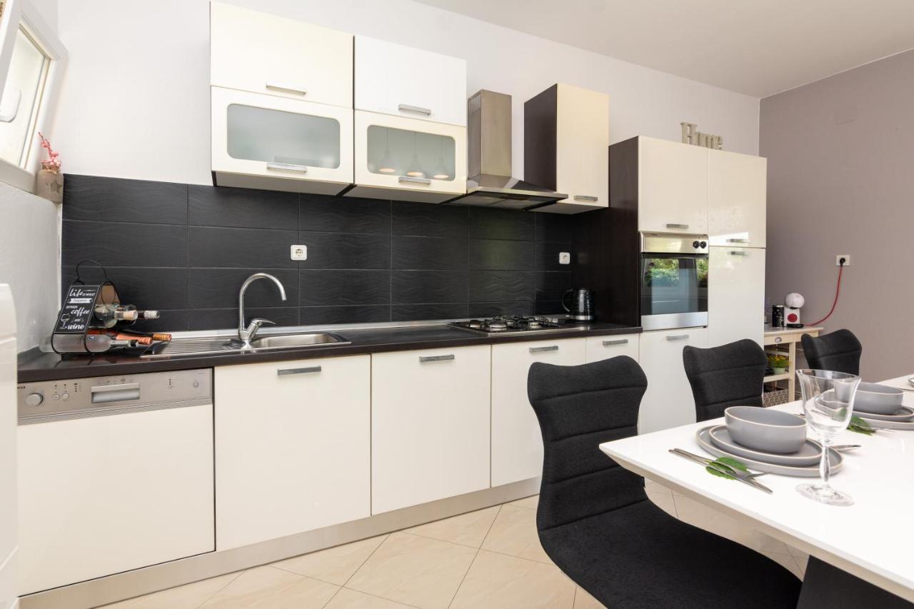 ביבינייה Holiday Home Bibano מראה חיצוני תמונה