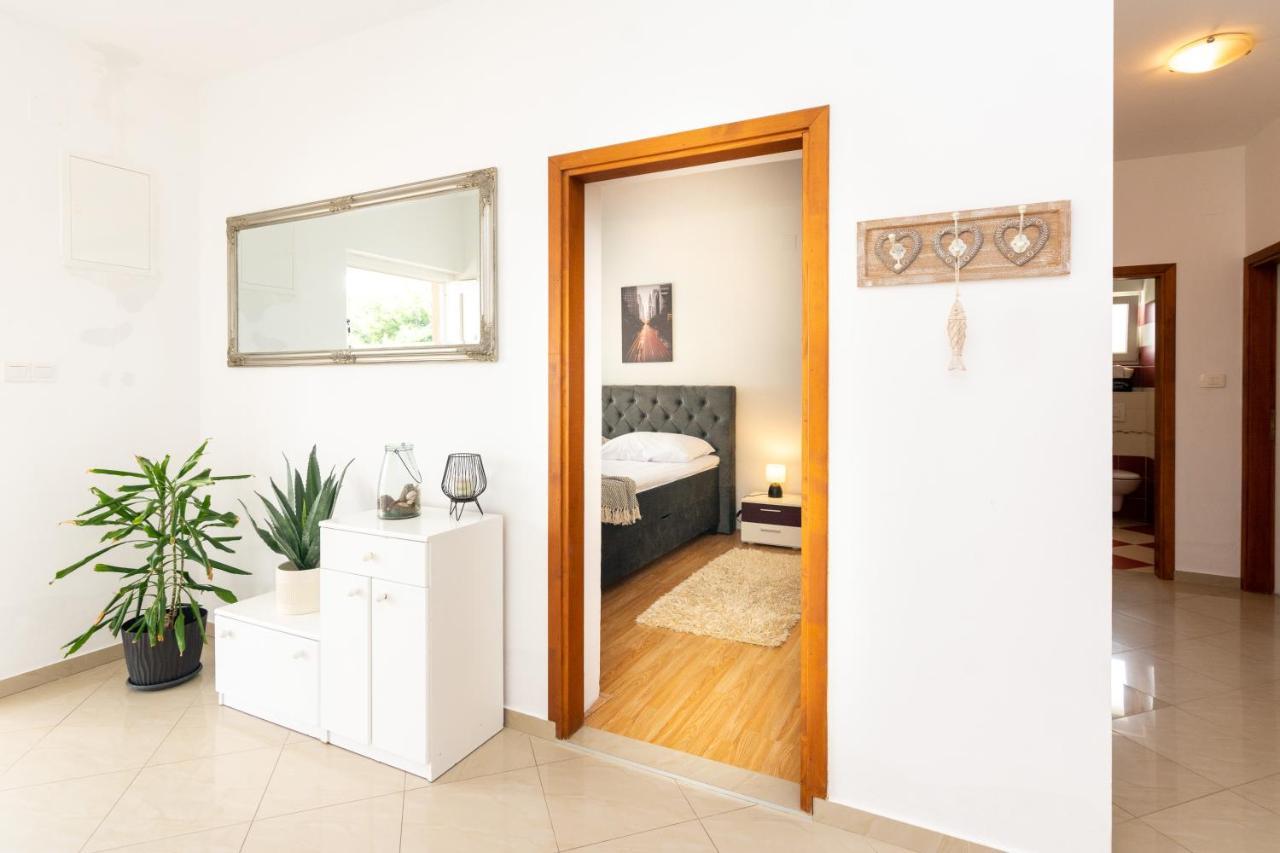 ביבינייה Holiday Home Bibano מראה חיצוני תמונה