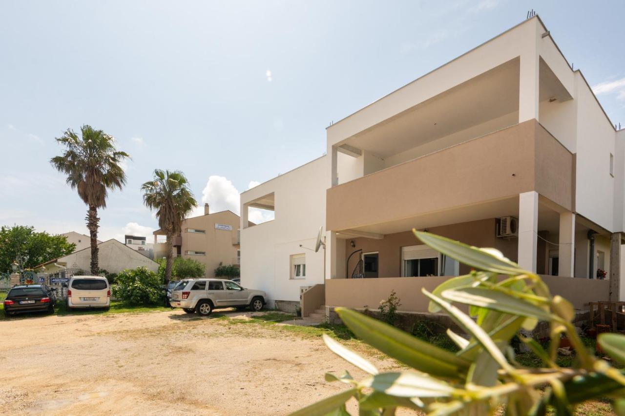 ביבינייה Holiday Home Bibano מראה חיצוני תמונה