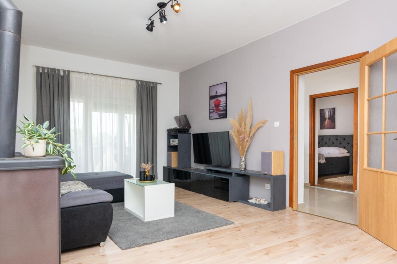 ביבינייה Holiday Home Bibano מראה חיצוני תמונה